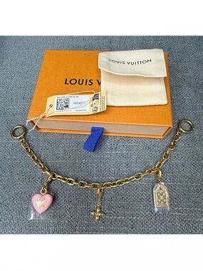 Louis Vuitton bag chain with charms